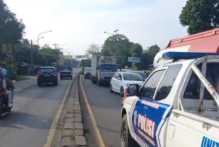 Kecelakaan lalu lintas terjadi di Jalan Raya Parung-Bogor, Kec. Kemang Kabupaten Bogor. (Dok. Polred Bogor) 