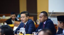 Wakil Ketua Komisi I DPR sekaligus Wakil Ketua Umum Partai Gerindra Sugiono. (Instagram.com/@sugiono_56)