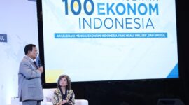 Calon presiden dari Koalisi Indonesia Maju, Prabowo Subianto dalam acara dalam 'Sarasehan 100 Ekonom Indonesia 2023' yang digagas INDEF di Menara Bank Mega, Jakarta Selatan. (Dok. Tim Media Prabowo Subianto)  