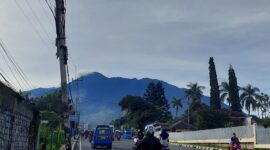 Polres Bogor akan memberlakukan sistem ganjil genap bagi kendaraan yang menuju kawasan wisata Puncak. (Dok. Muhammad Rizal Ariansyah)
