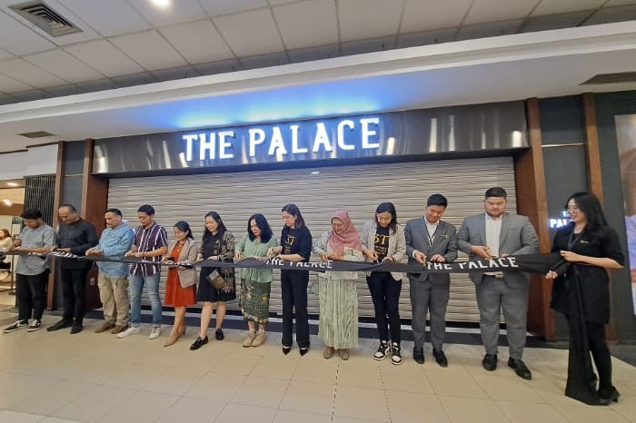 Pembukaan kembali The Palace Jeweler di Botani Square Bogor. (Dok. Banny Rachman)