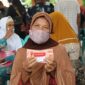 Penyaluran Bantuan Sosial. (Dok. Kemensos.go.id)