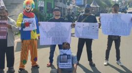 Jurnalis se-Bogor, Jawa Barat, secara tegas menolak Rancangan Undang Undang (RUU) Penyiaran. (Dok. Iwan)