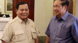 Presiden ke-6 Republik Indonesia, Susilo Bambang Yudhoyono mengunjungi kediaman presiden terpilih 2024-2029 Prabowo Subianto. (Dok. Tim Media Prabowo)